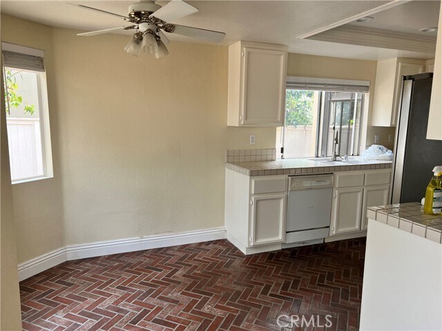 Building Photo - 28351 La Bajada