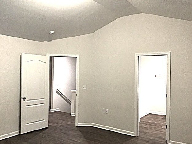 Building Photo - 7141 Spaniel Ct