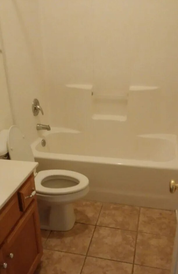 Building Photo - 207 Dakota Dr