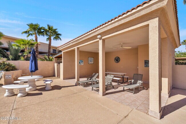 Building Photo - 16354 E Palisades Blvd