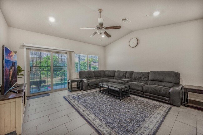 Building Photo - Newly Built Lennar Home in Northwest Fresno