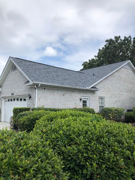 Building Photo - 2067 Ayershire Ln