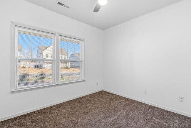 Building Photo - Experience Luxury Living in Reedy Fork