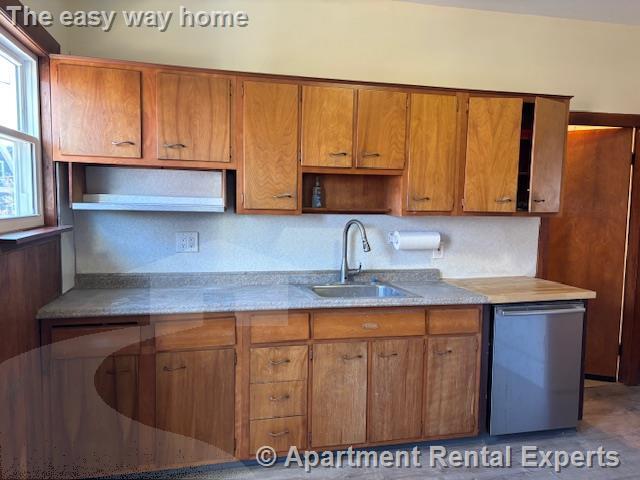 Primary Photo - Somerville/Davis Square 2+ Bedroom - Parki...