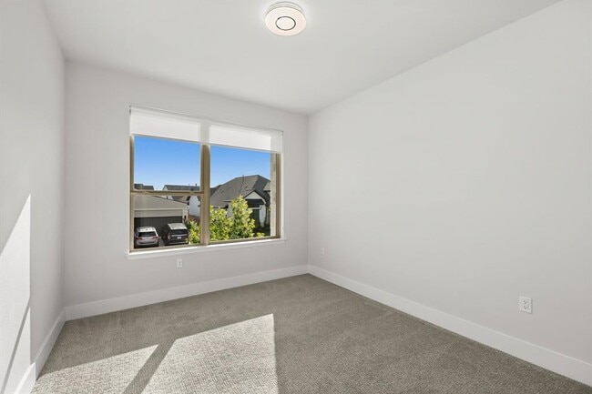 Building Photo - 7701 Boyd Hvn Dr