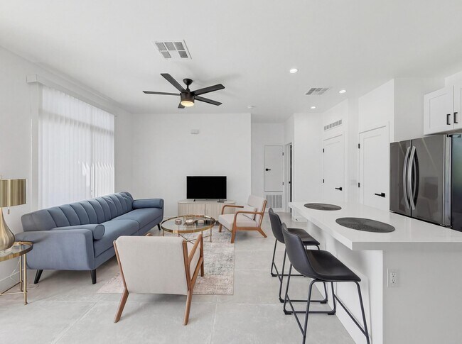 Building Photo - 2197 Jacques Dr