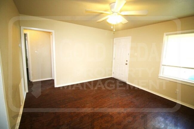 Building Photo - 1000 Morris Dr