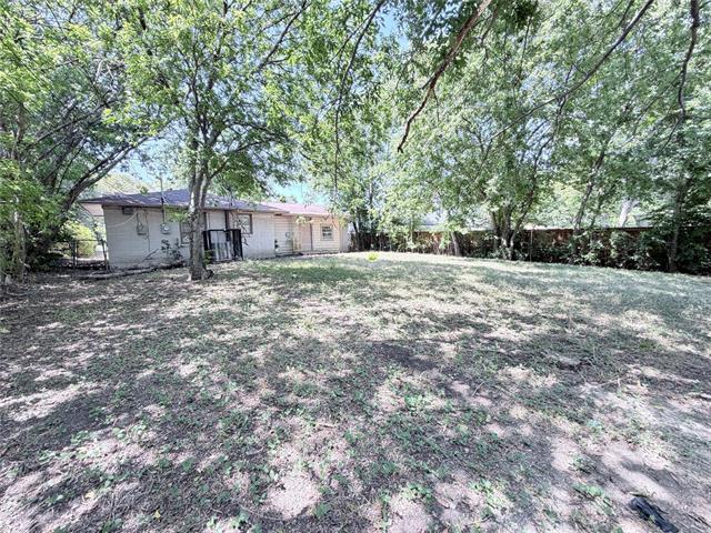 Building Photo - 619 Midvale Dr