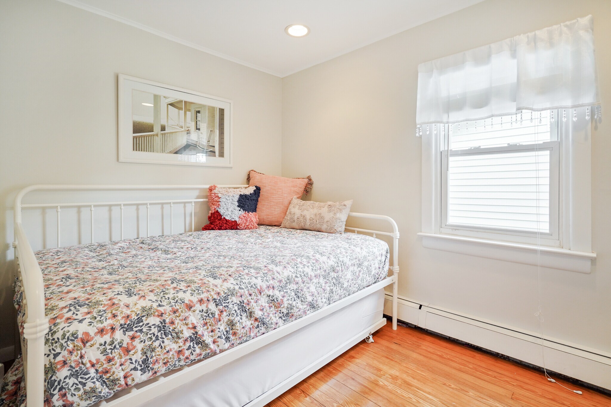 Third Bedroom - 609 Main St