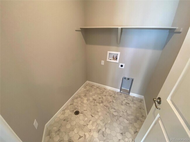 Building Photo - 238 Silver Rock Trl