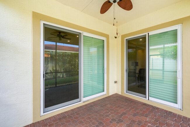 Building Photo - 10263 SW Reggiani Rd