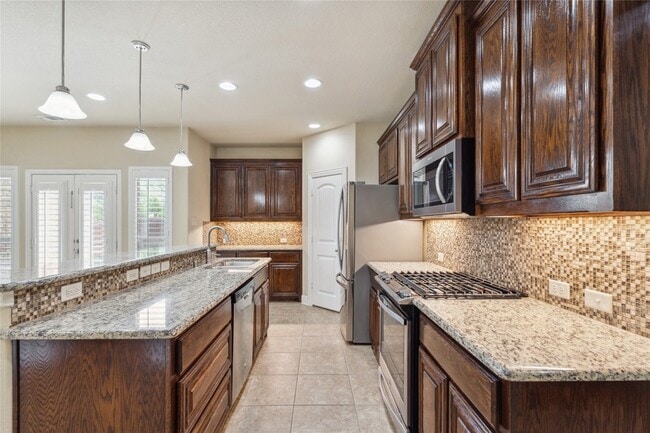 Building Photo - 4213 Pecan Bend Ln