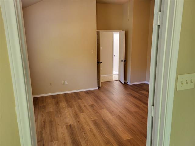 Building Photo - 3519 Daisy Ln