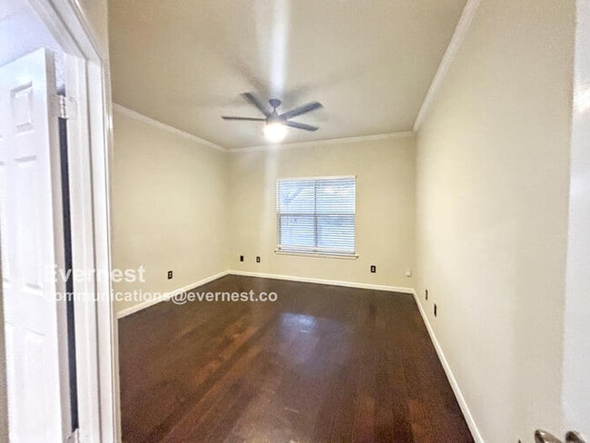 Building Photo - 1203 Ivybridge Dr