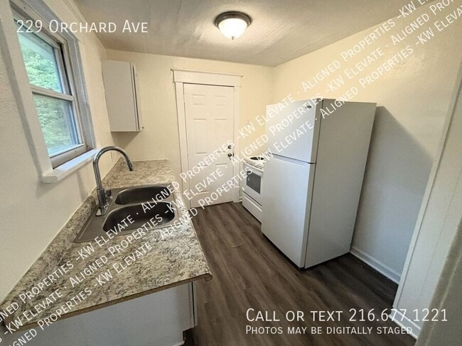 Building Photo - 229 Orchard Ave
