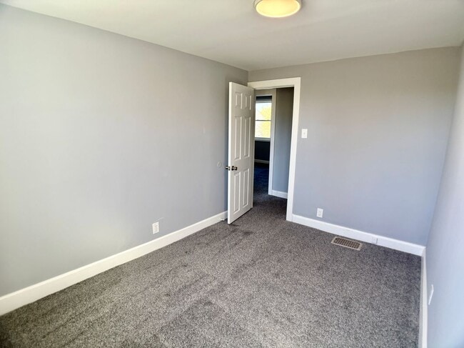 Building Photo - 1107 Cinnaminson Ave