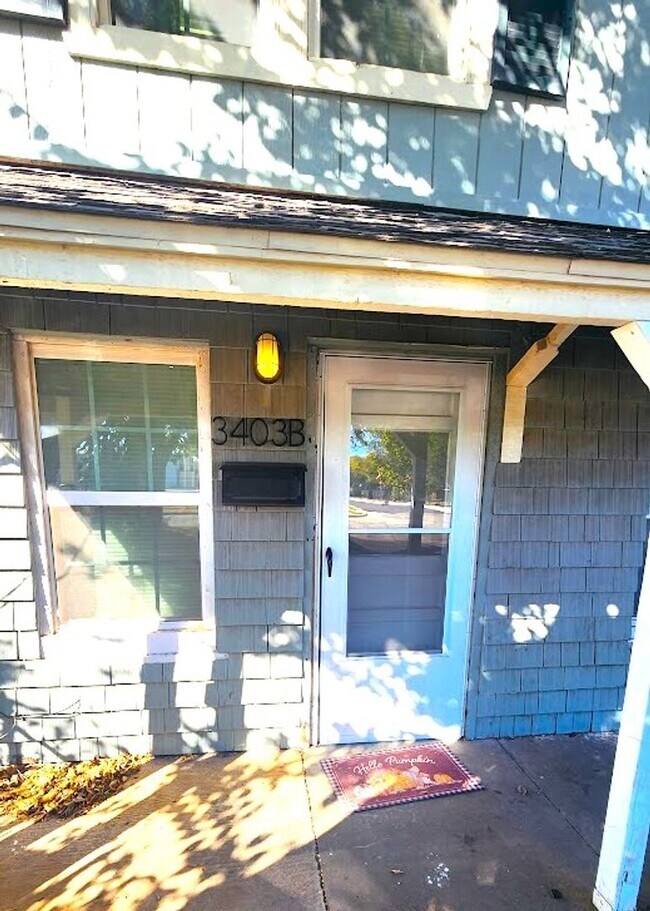 Building Photo - Furnished 1 Bed 1 Bath Apt in Linwood Place Add NW OKC