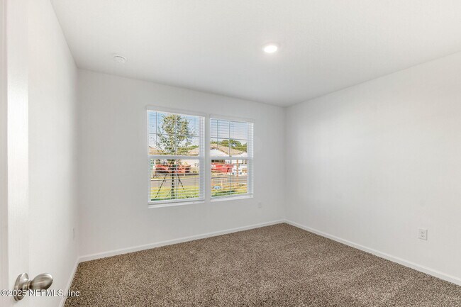 Building Photo - 47 Tordera Ln