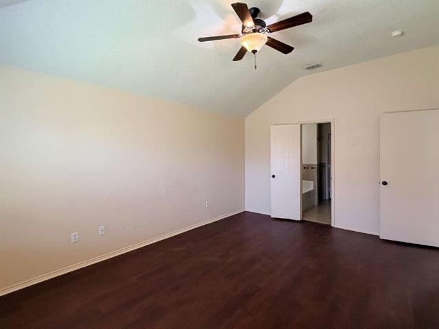 Building Photo - 1009 McKavett Dr