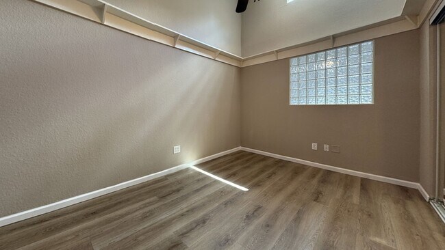 Building Photo - 6388 93rd Terrace N