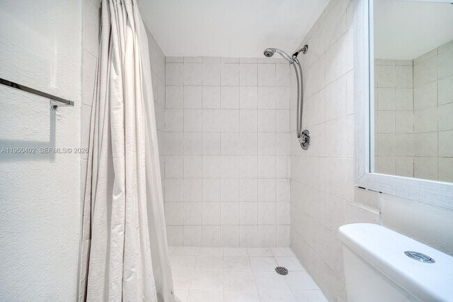 Building Photo - 10795 SW 108th Ave