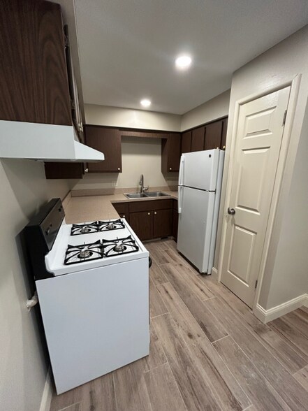 Building Photo - 7100 Van Dorn St