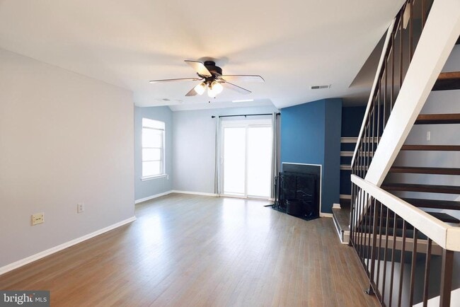 Primary Photo - 4393 Pembrook Village Dr