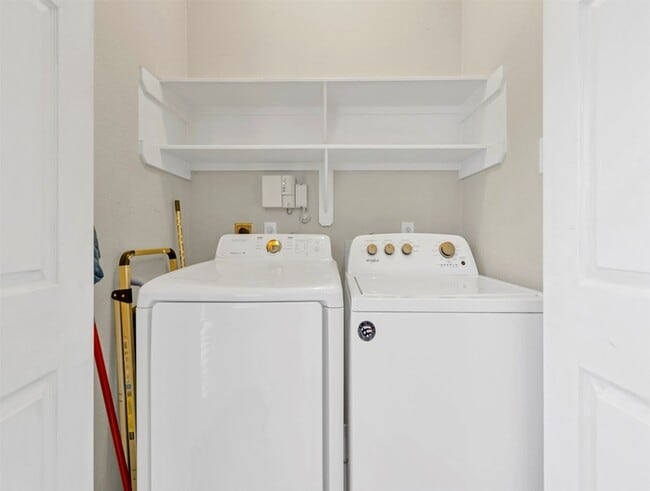 Building Photo - 21879 Mossy Field Ln