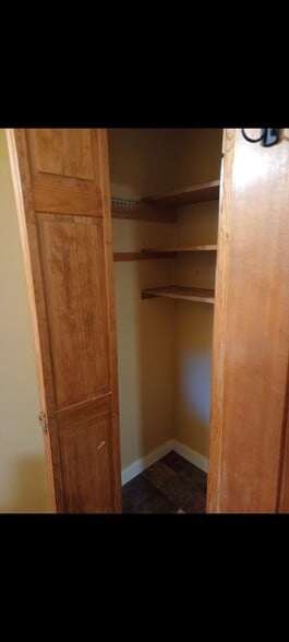 Building Photo - 5120 S Roxbury St