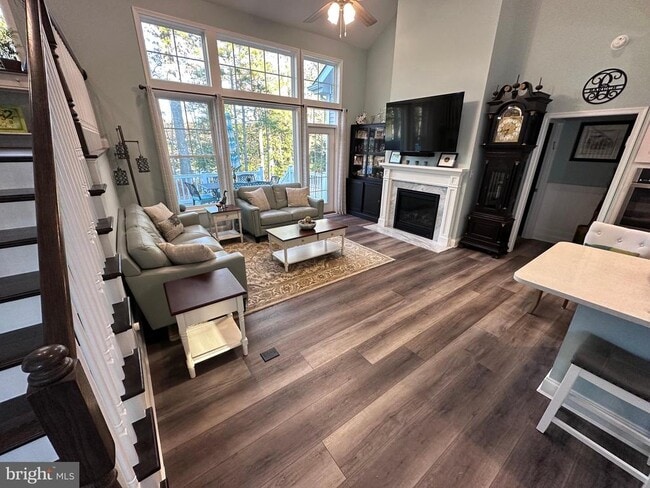 Building Photo - 33842 Darlington St