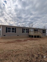Building Photo - 269 Laura Boling Loop Rd