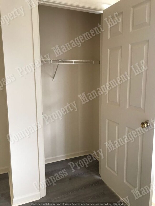 Building Photo - $1395- 3 Bed, 2 Bath Townhouse - Coatesville