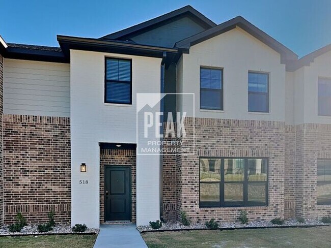Primary Photo - BRAND NEW Willow Crossing Townhomes for Re...