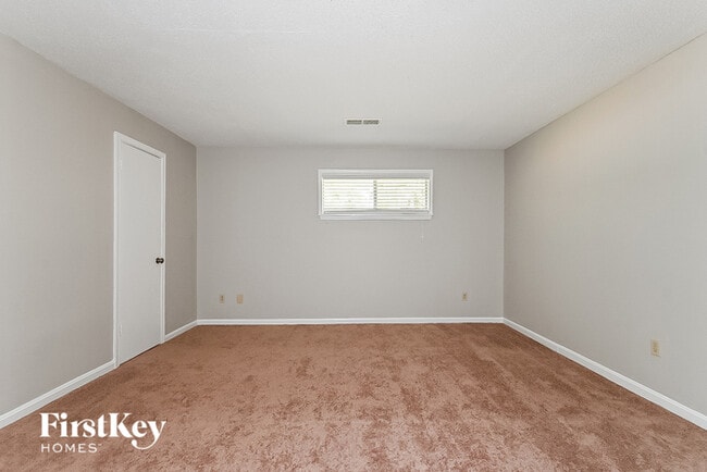 Building Photo - 7292 Newling Ln