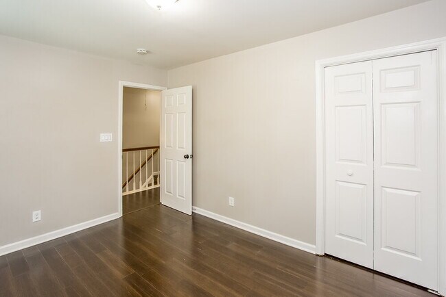 Building Photo - 11025 Ballards Pond Ln