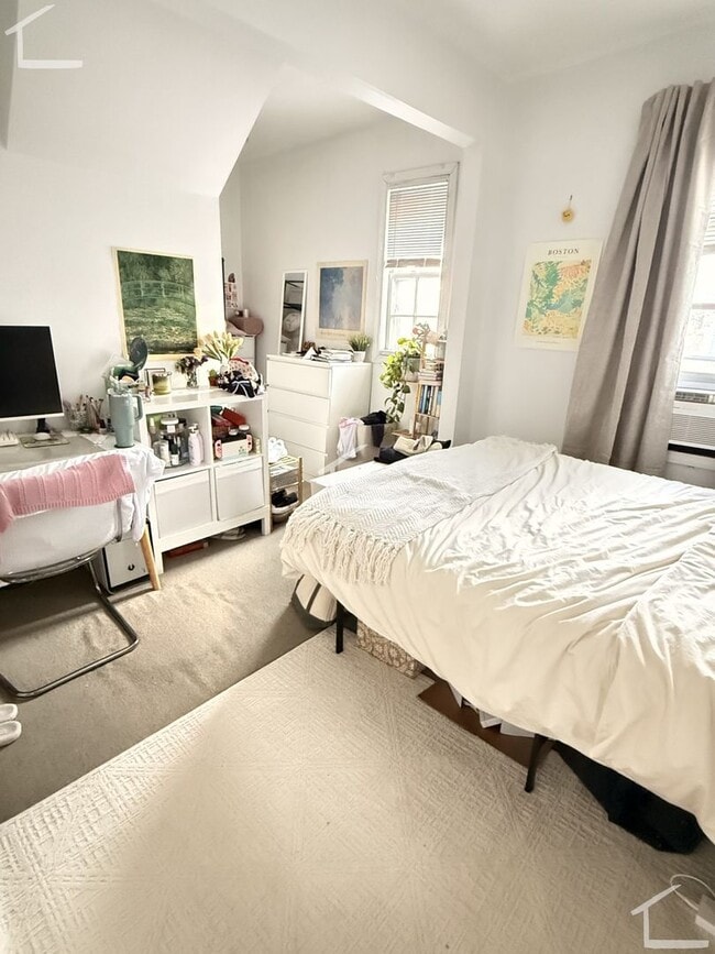 Building Photo - Nice 3 bed in Brighton