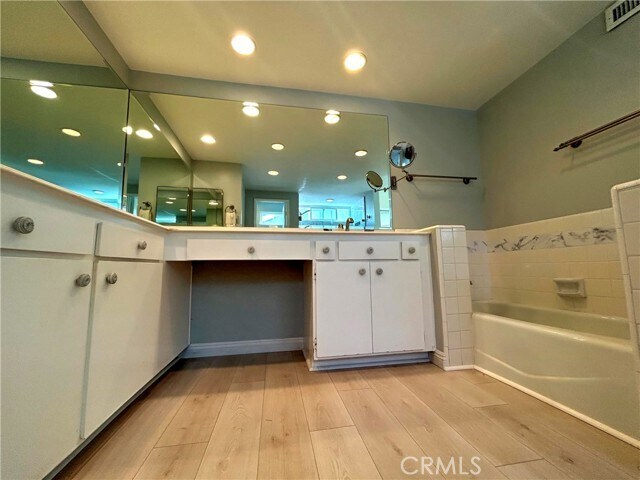 Building Photo - 25592 Leeward Dr