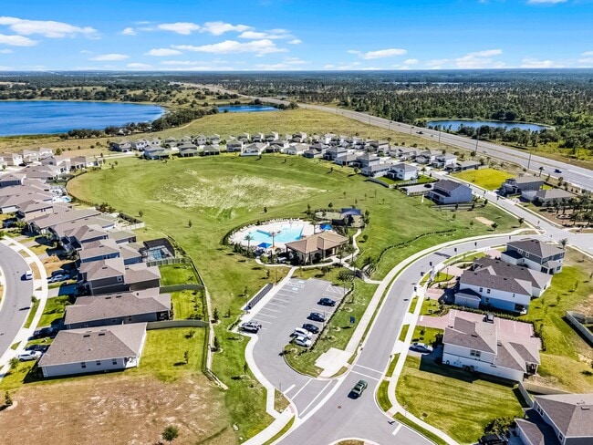 Building Photo - Luxury Living for Lease – 5BR Home with Of...