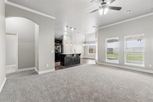 Building Photo - 4925 NW 164th Terrace