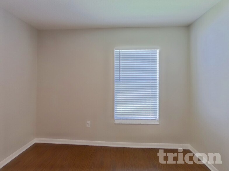 Building Photo - 31017 Stone Arch Ave