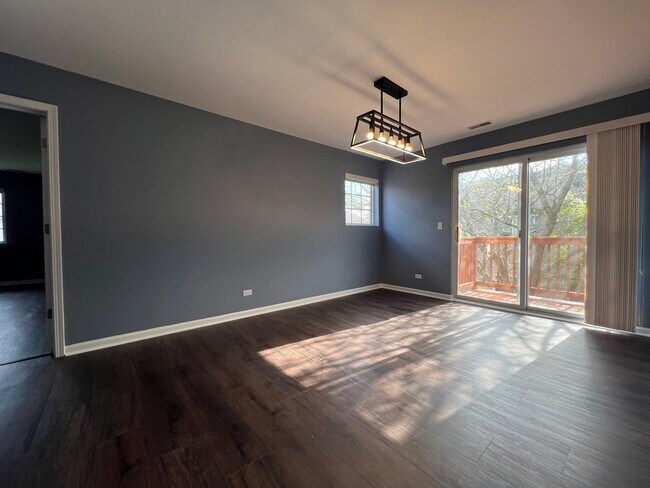 Building Photo - 3413 Blue Ridge Dr