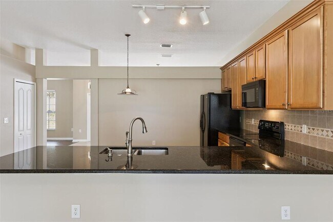 Building Photo - 1106 Natural Oaks Dr