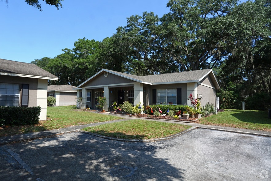 Villas at Deer Park Apartments 15215 Livingston Ave Lutz FL 33559 Apartment Finder