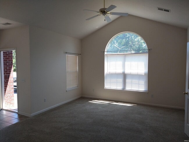 Building Photo - 12717 Grand Station Dr