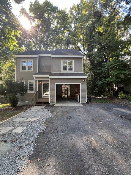 Building Photo - 1838 Ferncreek Pl