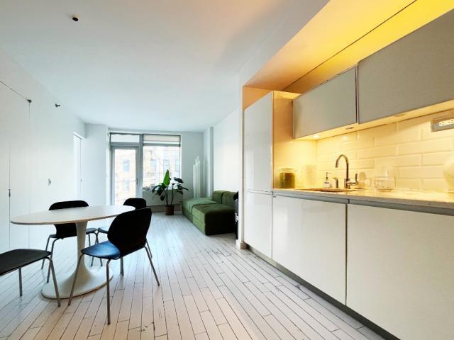 Building Photo - 1 bedroom in New York NY 10009