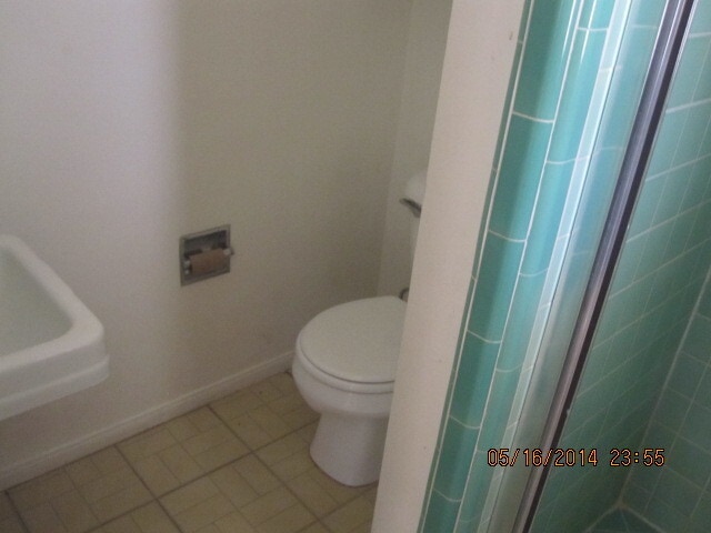 Building Photo - Close to Park Rental