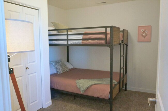 Building Photo - 5553 E Bollo St