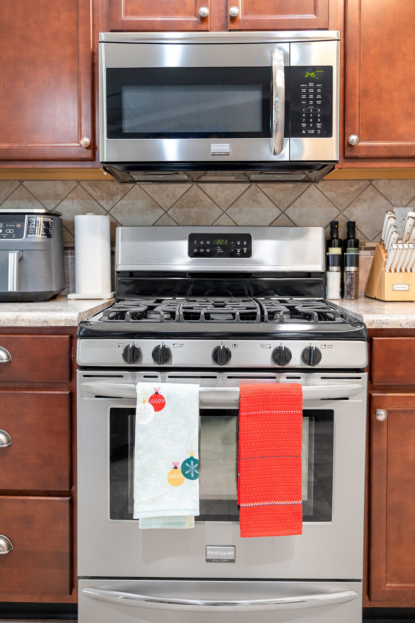 Building Photo - 25 Kettle Ct