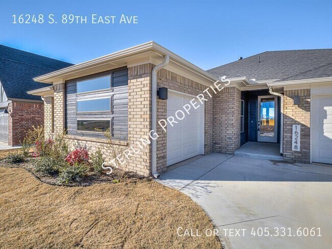 Building Photo - 16248 S 89th East Ave